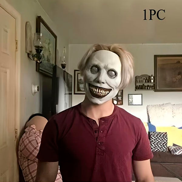 Creepy Smile Mask With Movable Jaw And Realistic Teeth