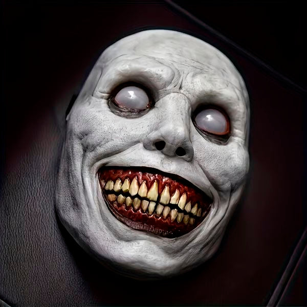Creepy Smile Mask With Movable Jaw And Realistic Teeth