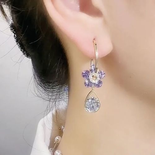 🔥Fashion Flower Diamond Earrings