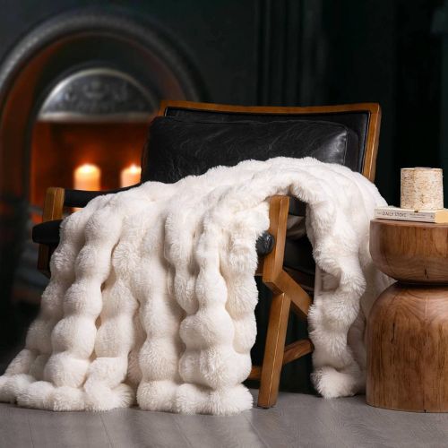 CozyCloud™ Soft Fluffy Blanket