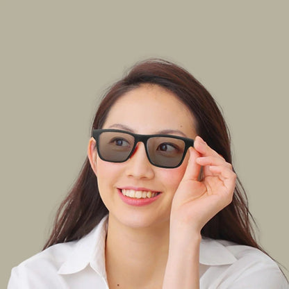 SmartGlasses™ Bifocal Translation Lenses and Translation with Artificial Intelligence